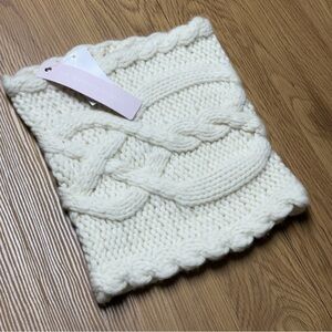NWT The Cashmere Project Cable Knit Neck Cowl Scarf One Size 100% Cashmere